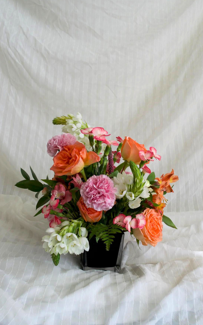 Classic - Bright & Cheerful - Designer's Choice Vase Arrangement