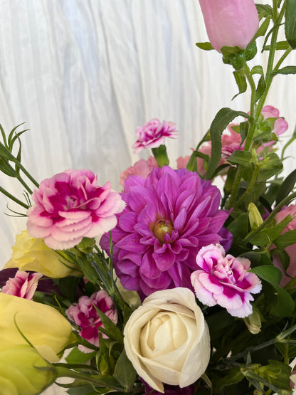 Classic - Bright & Cheerful - Designer's Choice Vase Arrangement